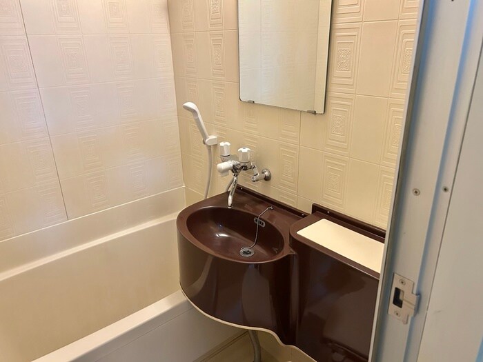 物件内観写真16　(洗面)