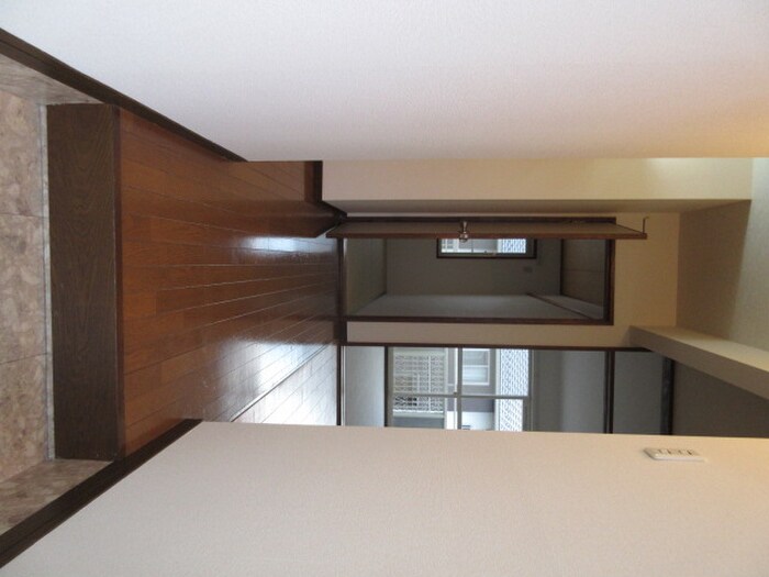 物件内観写真14　(玄関)