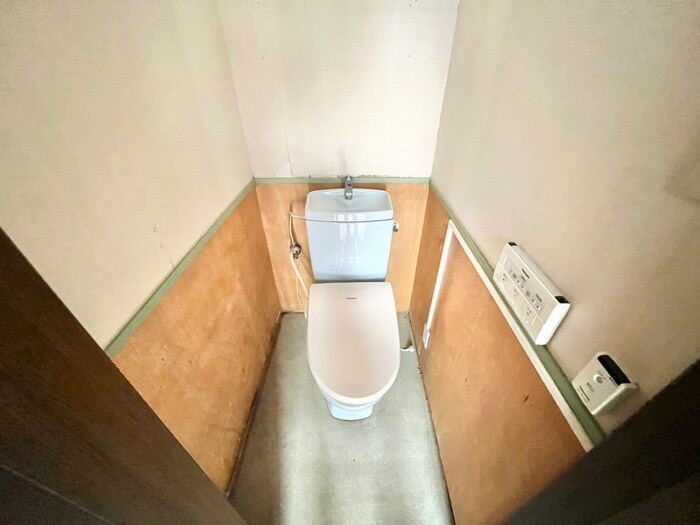 物件内観写真11　(トイレ)