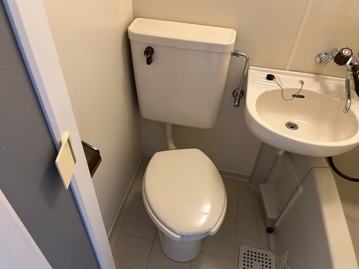 物件内観写真14　(トイレ)