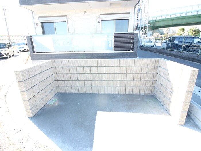 物件外観写真3　(建物設備)