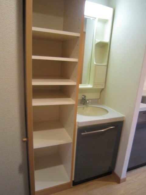 物件内観写真13　(靴箱)