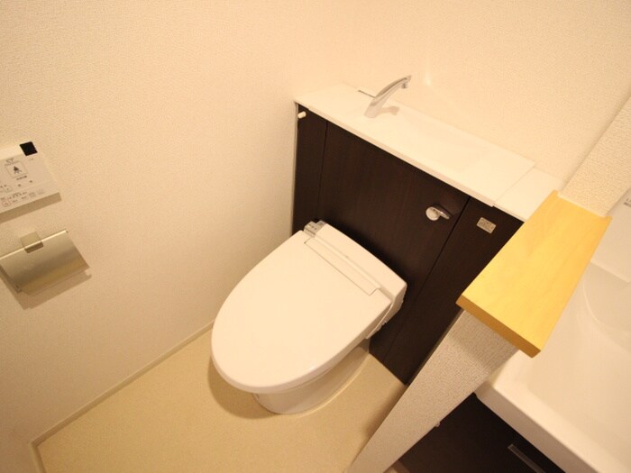 物件内観写真13　(トイレ)