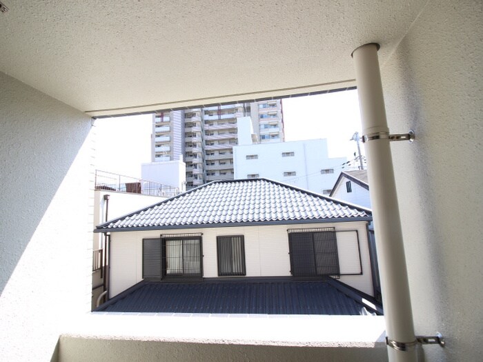 物件内観写真15　(室内からの展望)