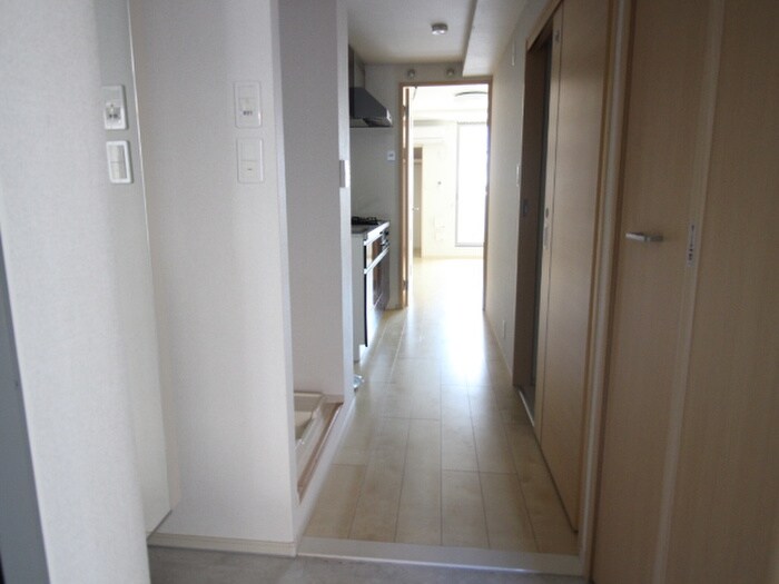 物件内観写真20　(玄関)