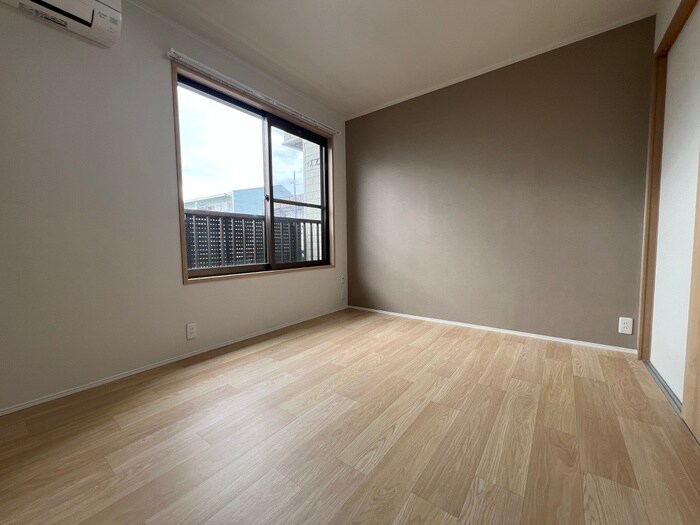 物件内観写真9　(居室)