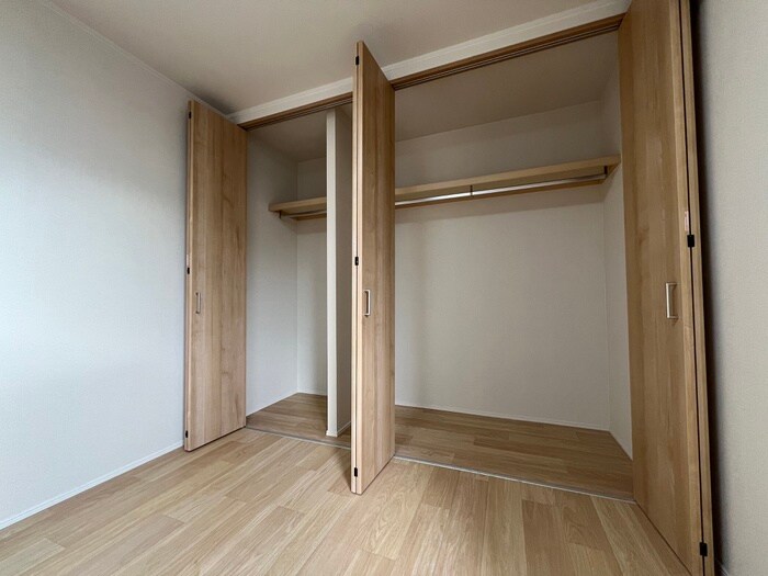 物件内観写真10　(収納)