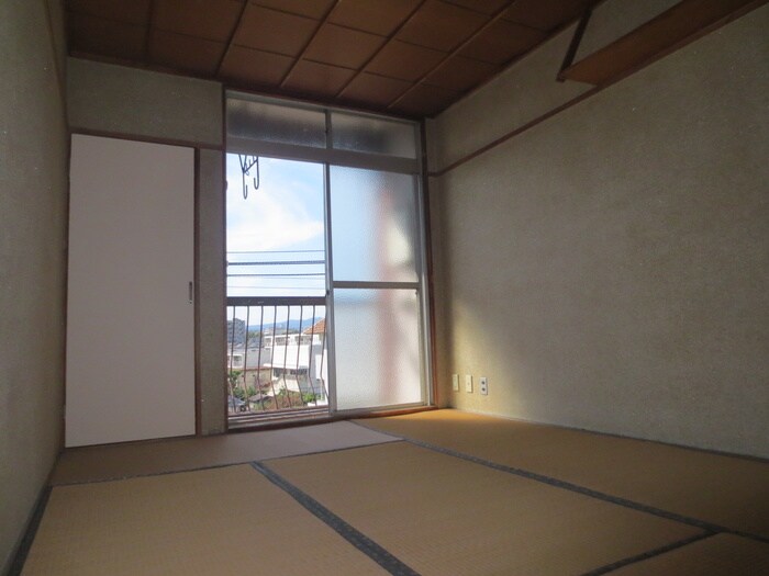 物件内観写真6　(居室)