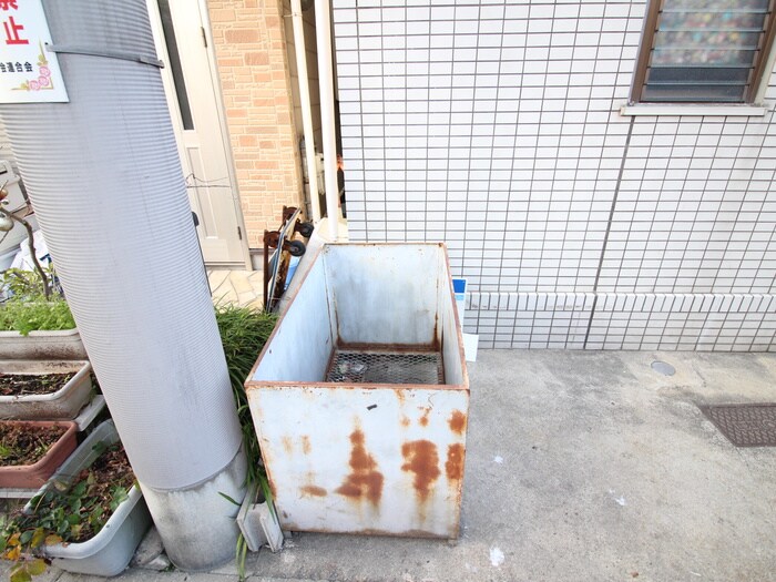 物件外観写真6　(建物設備)