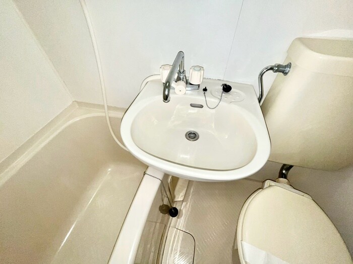 物件内観写真9　(洗面)