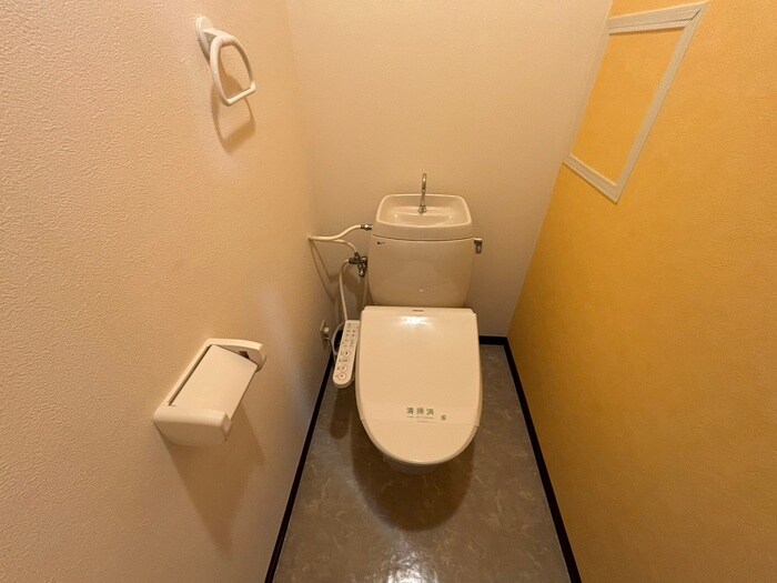 物件内観写真10　(トイレ)