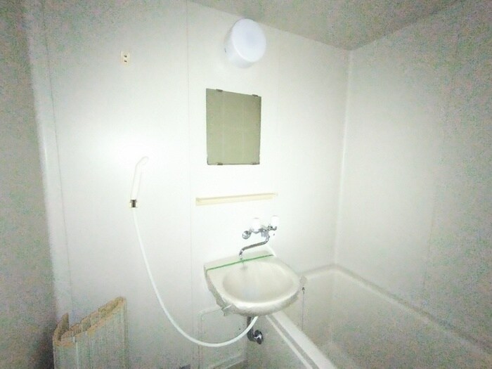 物件内観写真6　(洗面)