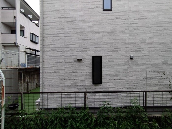 物件内観写真9　(室内からの展望)