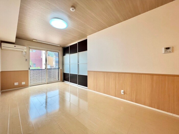 物件内観写真8　(居室)