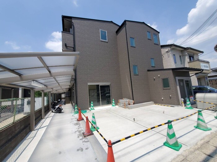 物件外観写真2　(外観写真)