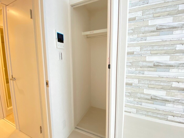 物件内観写真16　(収納)