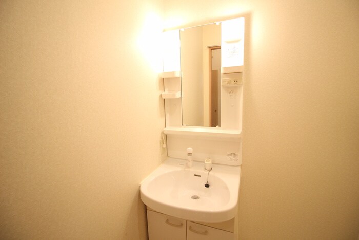 物件内観写真15　(洗面)