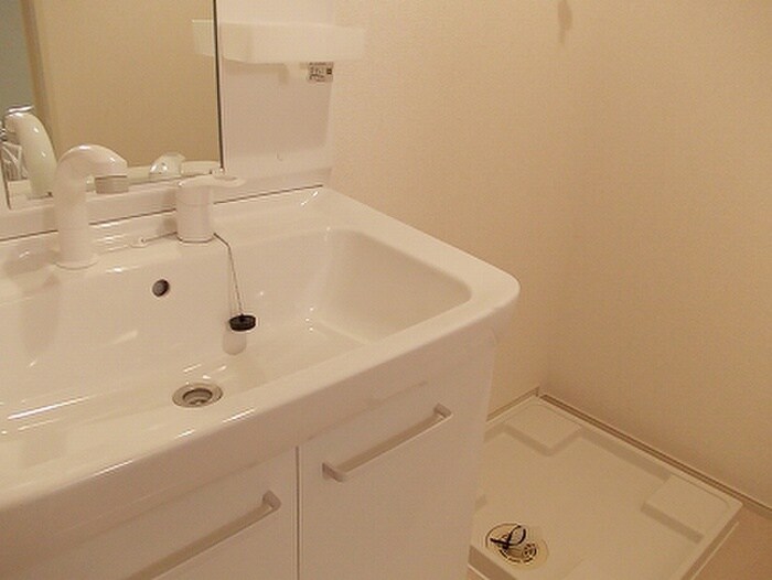 物件内観写真12　(洗面)