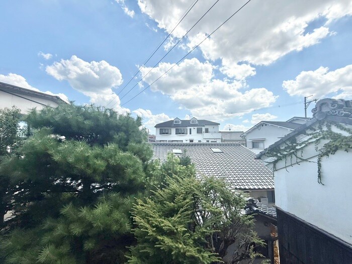 物件内観写真22　(室内からの展望)