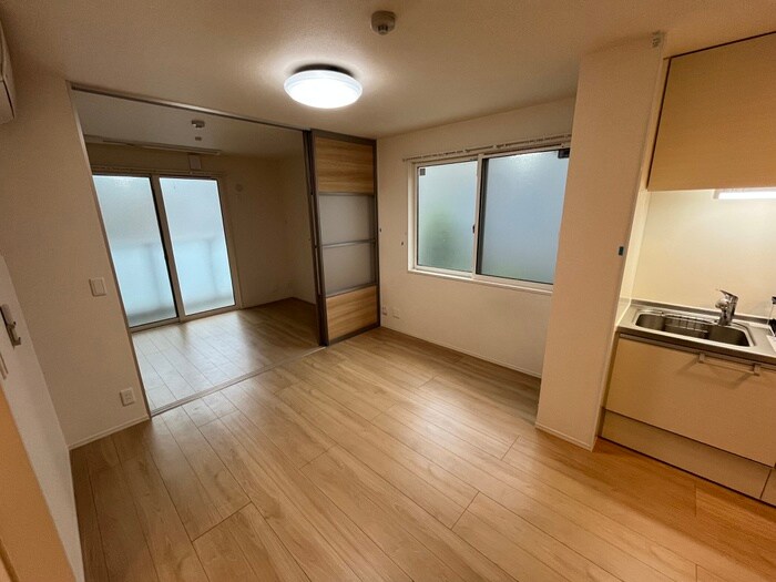 物件内観写真7　(居室)