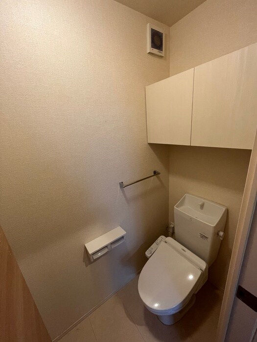 物件内観写真12　(トイレ)