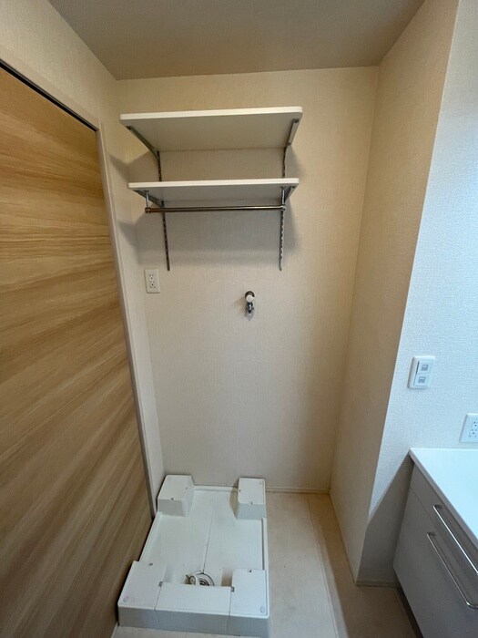 物件内観写真19　(洗濯機置場)