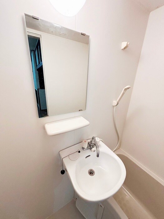 物件内観写真10　(洗面)