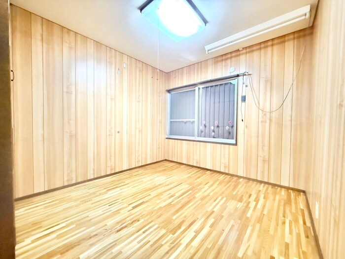 物件内観写真9　(居室)