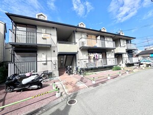 ワールドライフ中田１外観写真