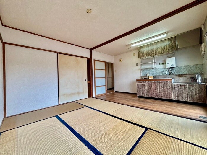 物件内観写真4　(居室)