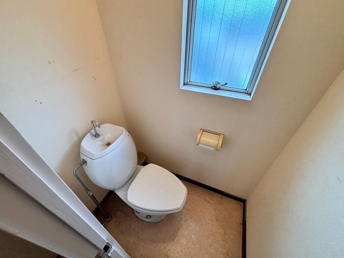 物件内観写真11　(トイレ)
