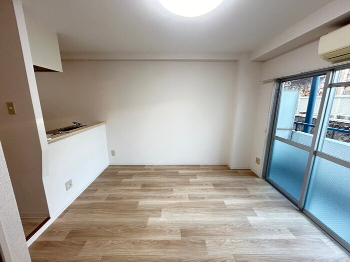 物件内観写真22　(居室)