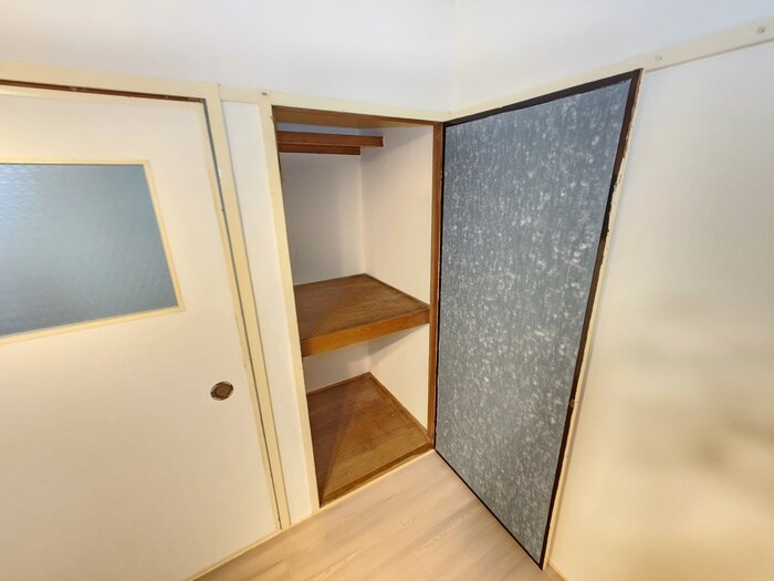 物件内観写真11　(収納)