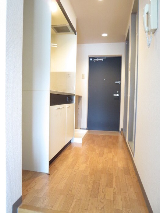 物件内観写真9　(廊下)