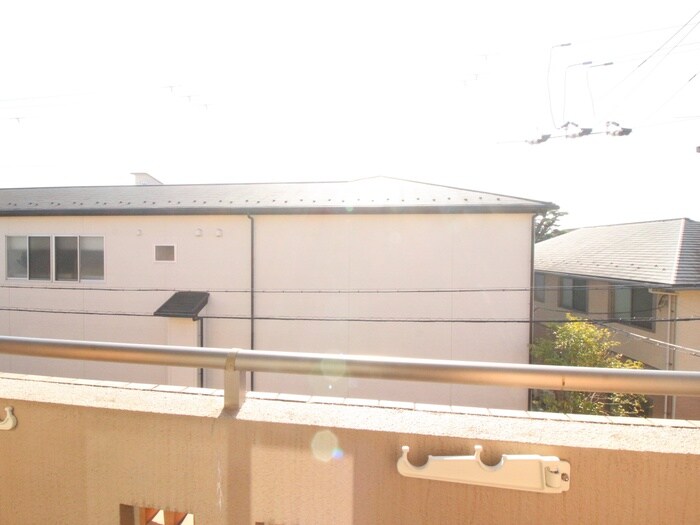 物件内観写真15　(室内からの展望)