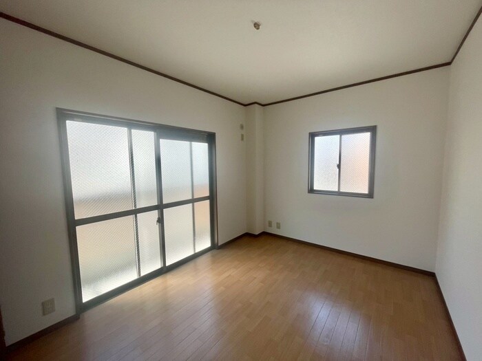 物件内観写真6　(居室)