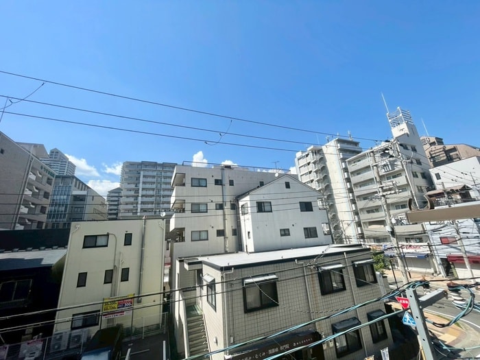 物件内観写真14　(室内からの展望)