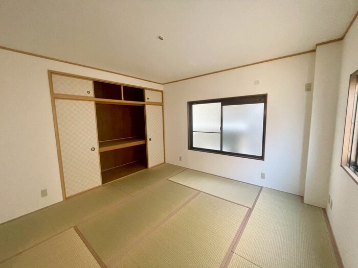 物件内観写真16　(居室)