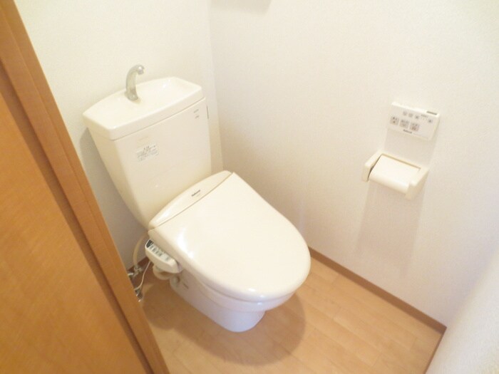 物件内観写真13　(トイレ)