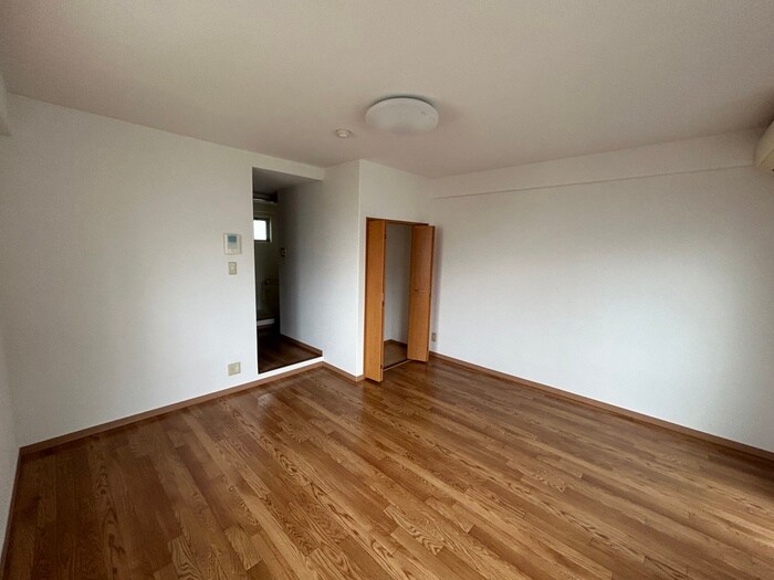 物件内観写真21　(居室)