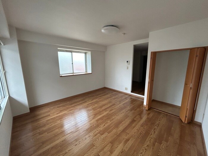 物件内観写真22　(居室)