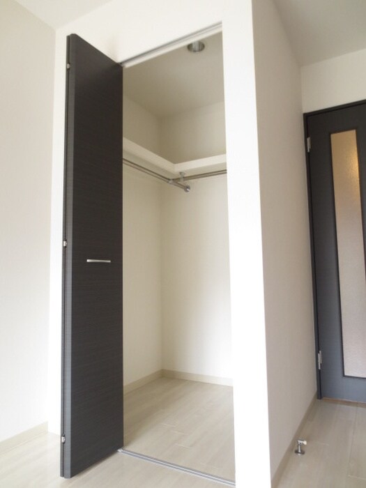 物件内観写真10　(収納)