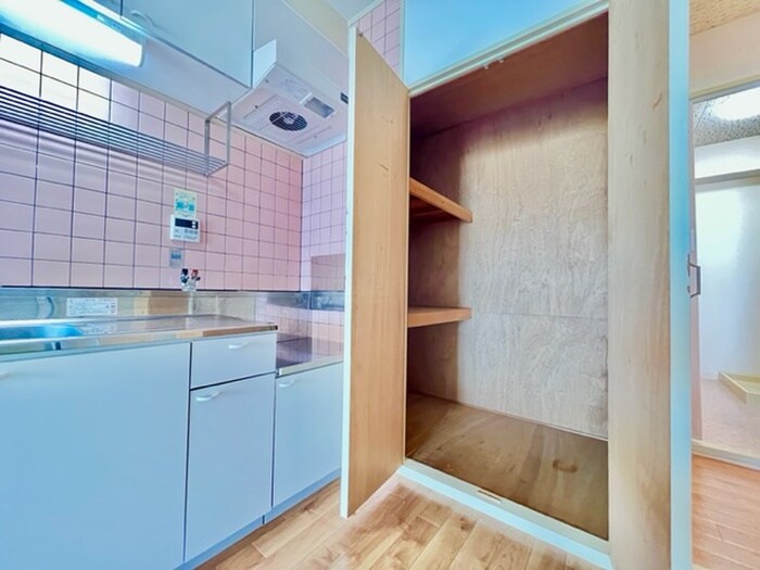 物件内観写真20　(収納)