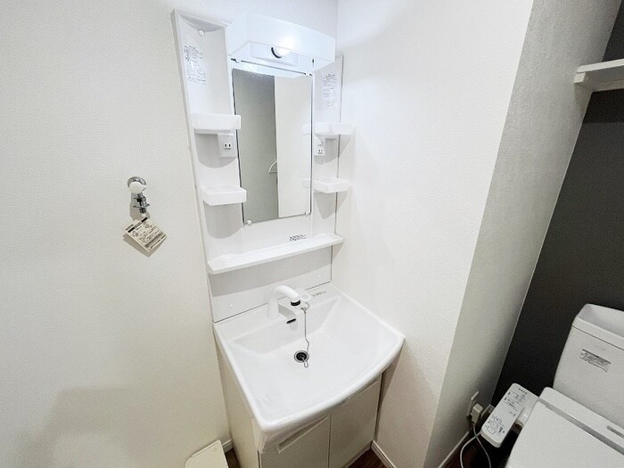 物件内観写真10　(洗面)