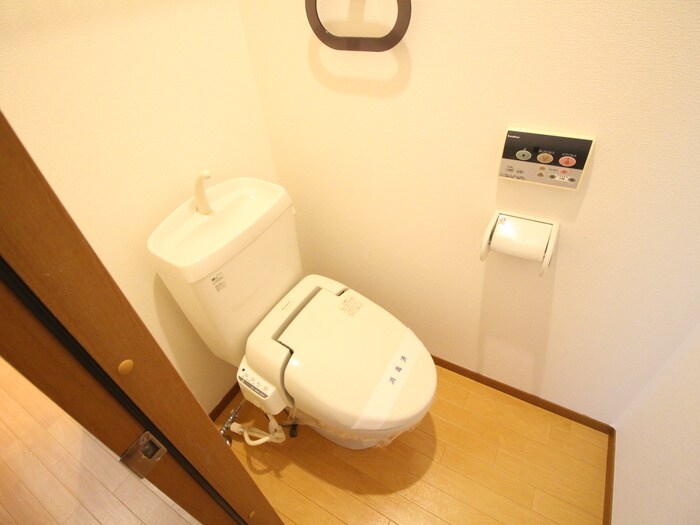 物件内観写真10　(トイレ)