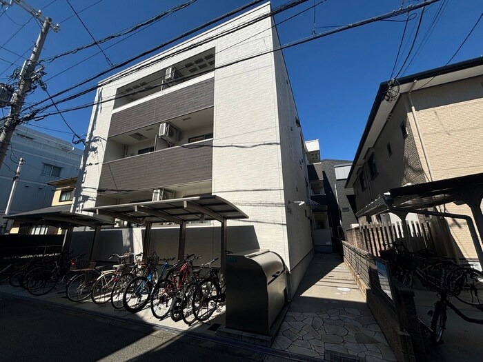 物件外観写真1　(外観写真)