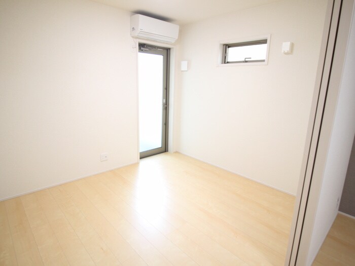 物件内観写真17　(居室)