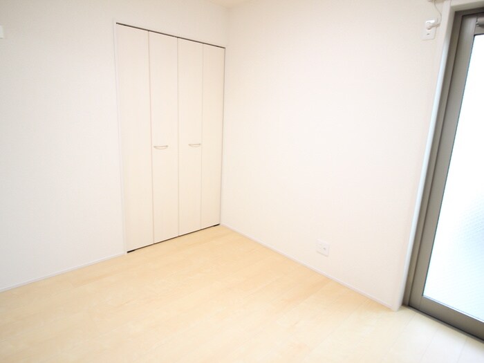 物件内観写真18　(居室)