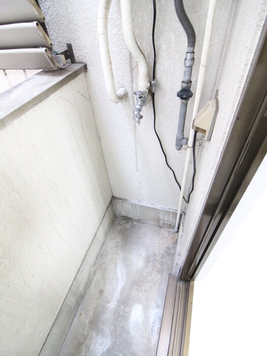 物件内観写真14　(洗濯機置場)