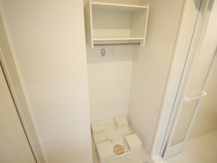 物件内観写真20　(洗濯機置場)